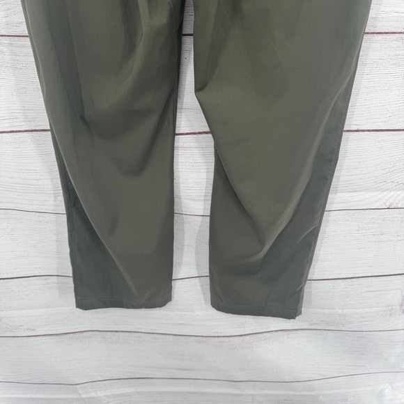 The North Face Olive‎ Green Hiking Pants Cropped Elastic Waist Womens Medium O - Picture 6 of 9